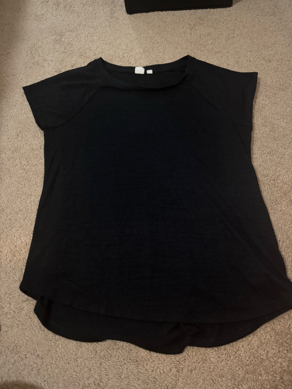 Black Gap Women's Relaxed Short Sleeve Top